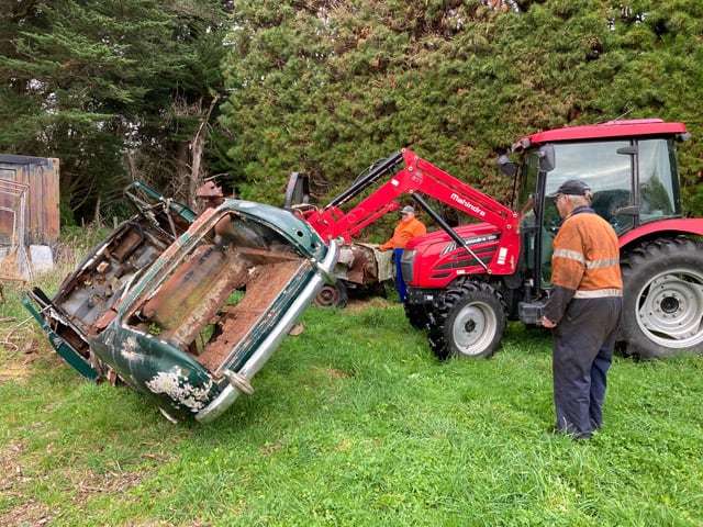 Graham and Mark Bennett Working Bee 3