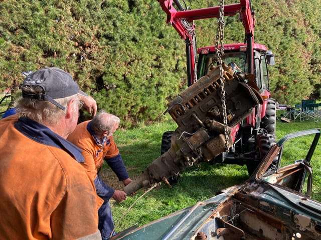 Graham and Mark Bennett Working Bee 5