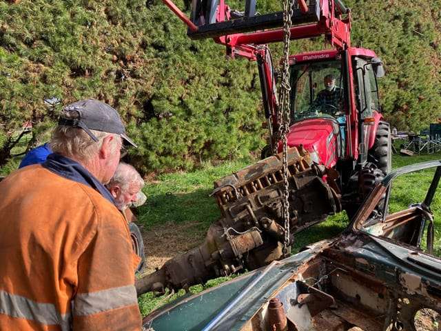 Graham and Mark Bennett Working Bee 6